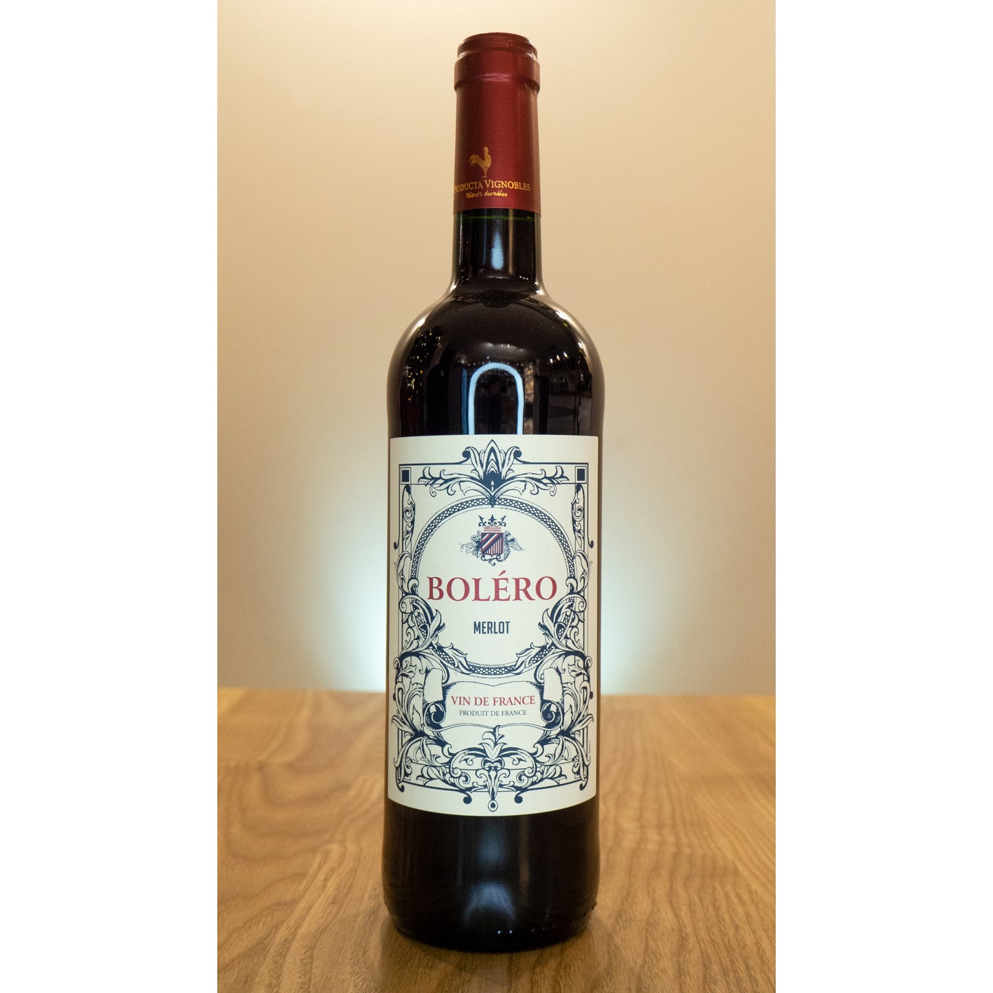 vyno parduotuve. wine. chardonnay. merlot. riesling. champagne. domperignon. cognac. alkoholiniai gėrimai. džinas. alkoholiniai gerimai. putojantis vynas. alita sampanas. martini sampanas. nealkoholinis sampanas. vynas. šampanas. voruta vynas.